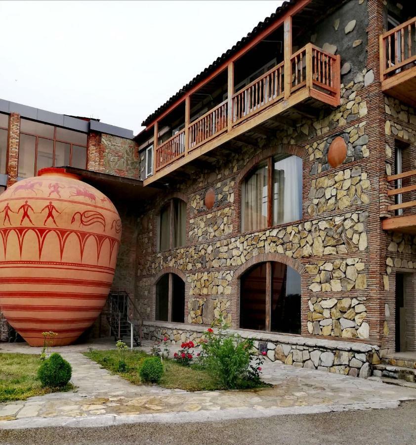 Hotel Twins Wine House à Napareuli Extérieur photo